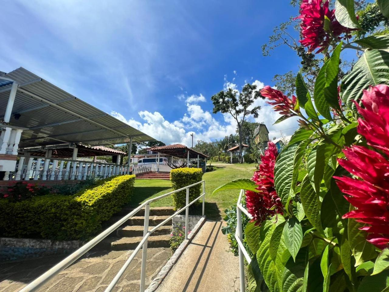 Vila Finca Vacacional Guanani Socorro Exteriér fotografie