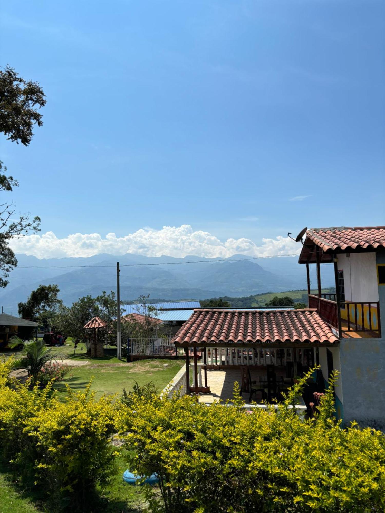 Finca Vacacional Guanani Socorro Exteriér fotografie