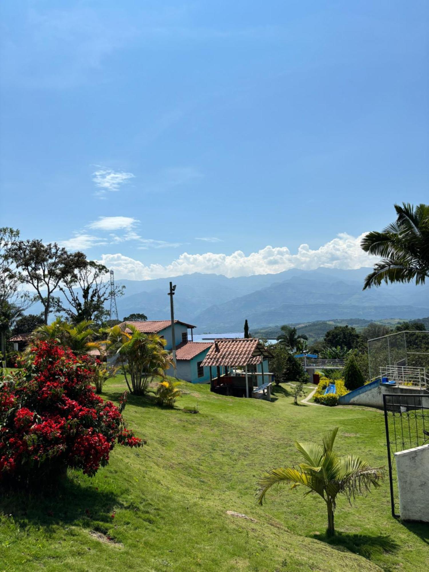 Finca Vacacional Guanani Socorro Exteriér fotografie